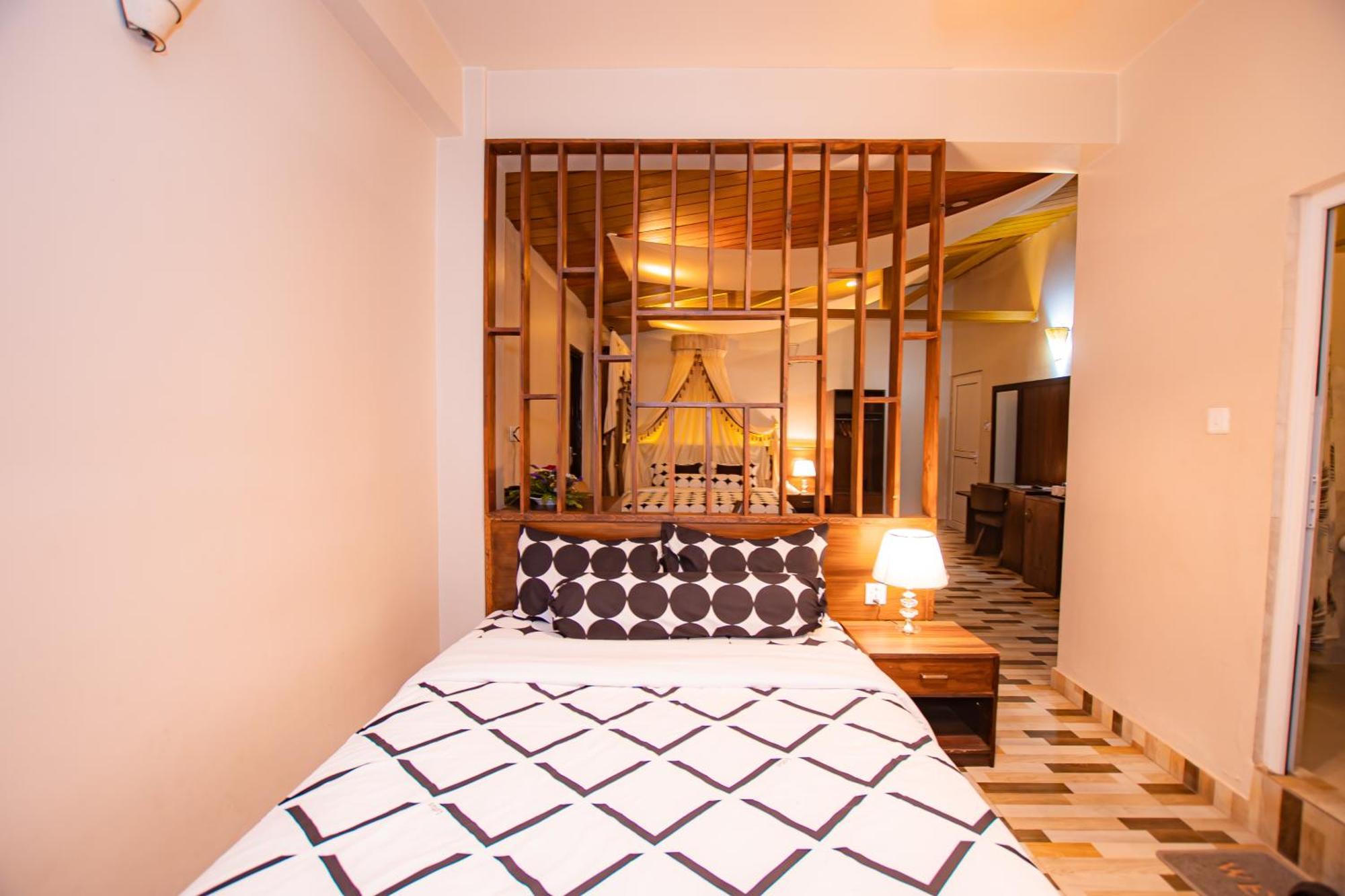 Busy Bee Resort, Pokhara Ngoại thất bức ảnh
