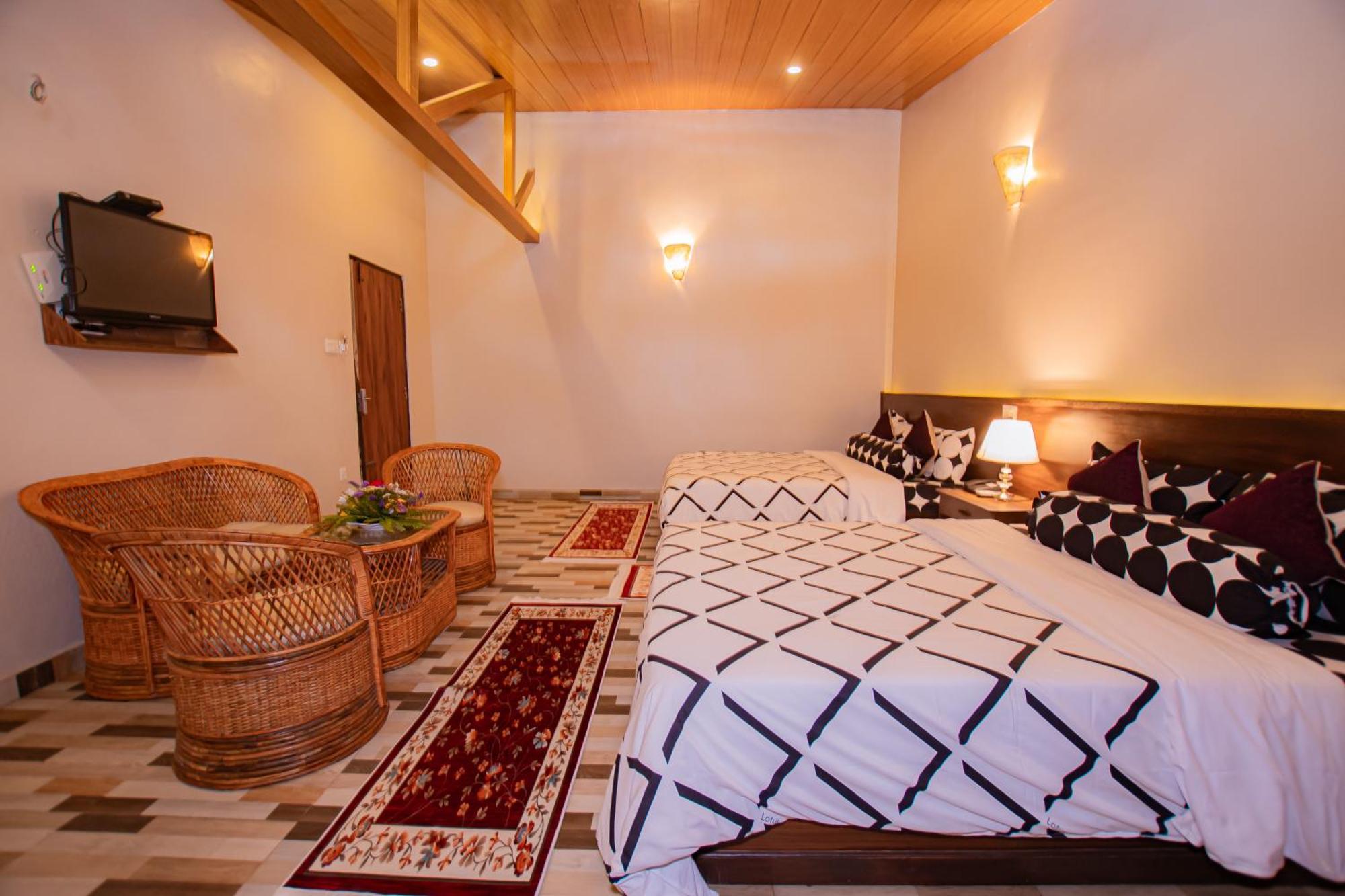 Busy Bee Resort, Pokhara Ngoại thất bức ảnh