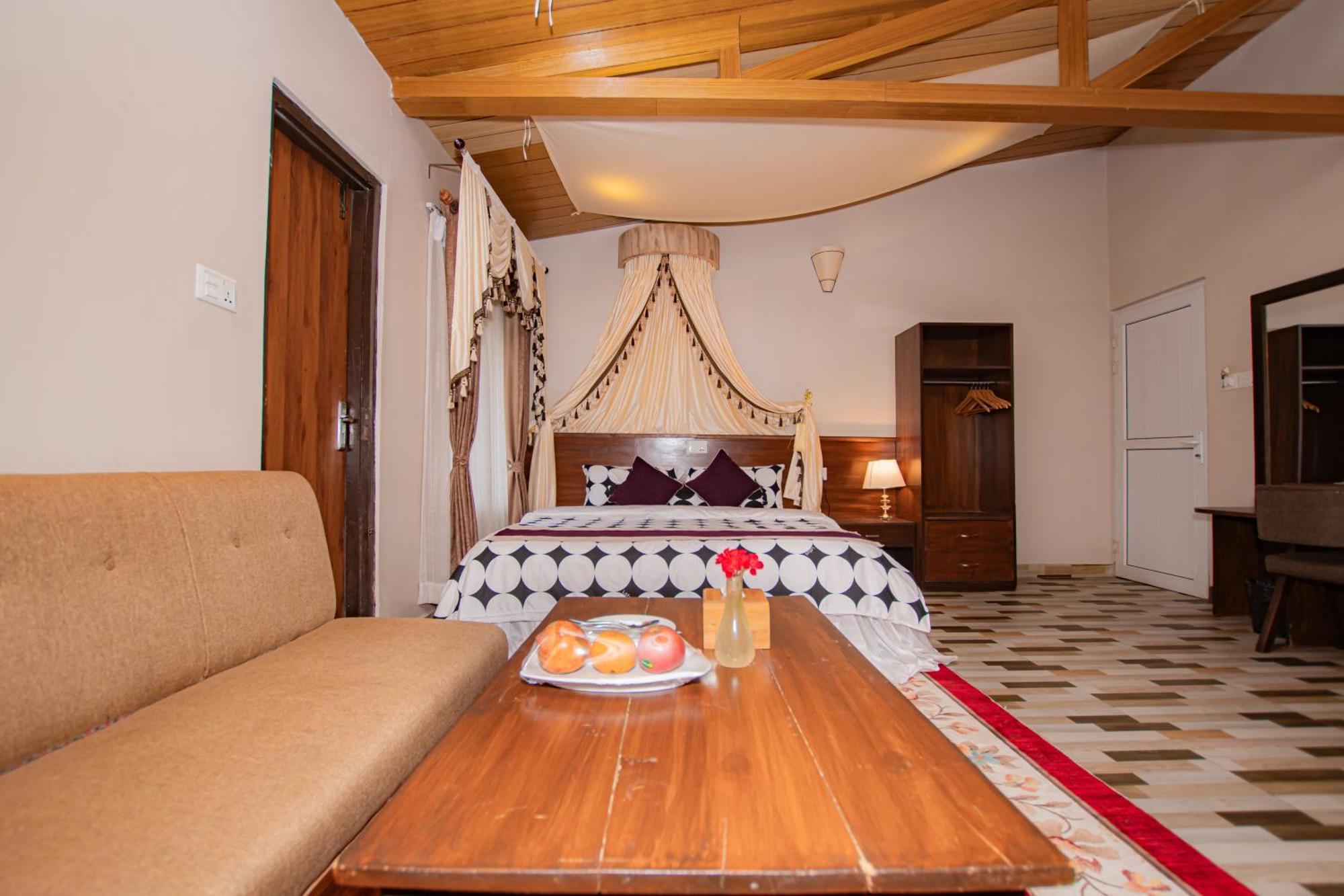 Busy Bee Resort, Pokhara Ngoại thất bức ảnh