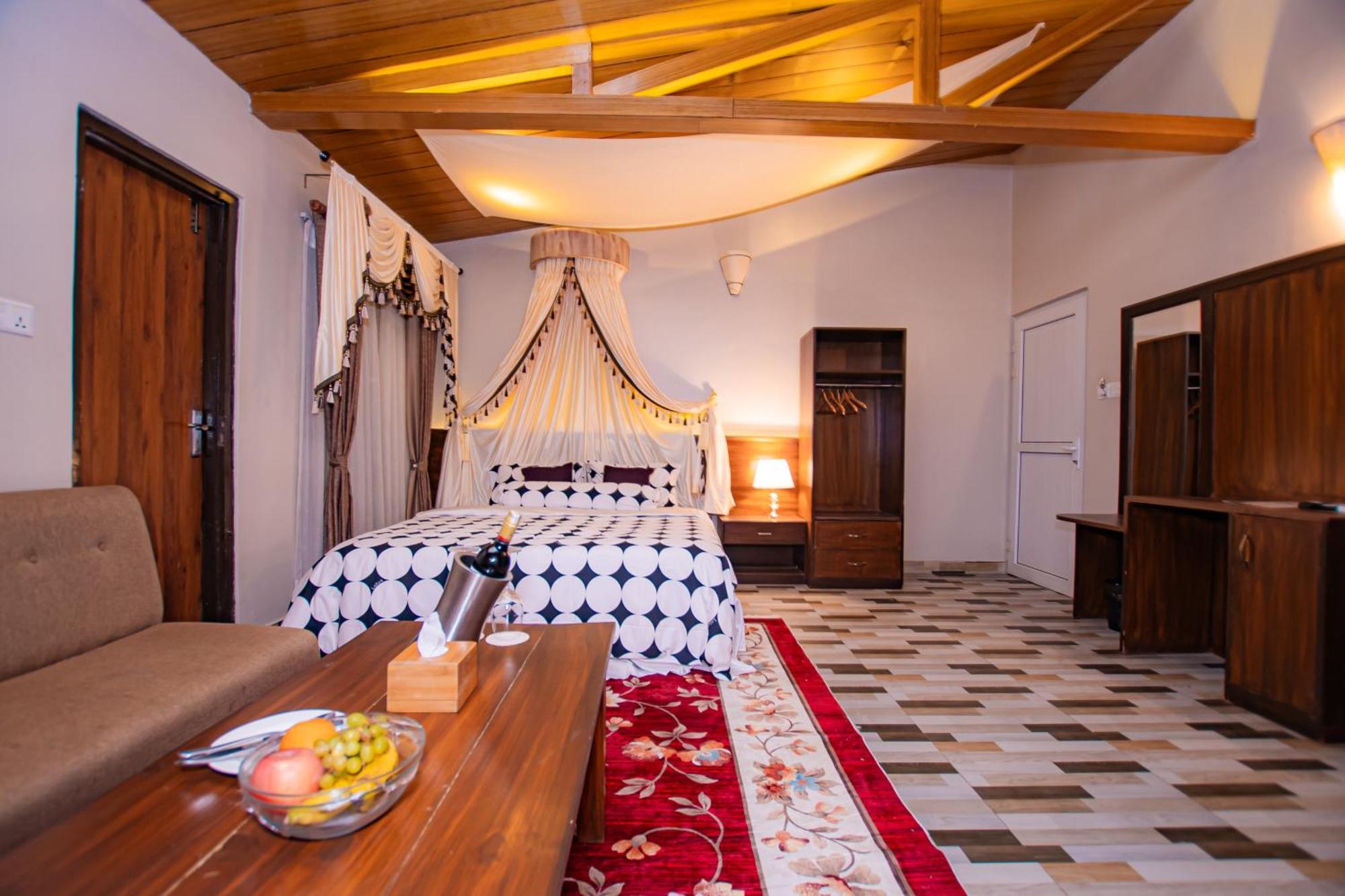 Busy Bee Resort, Pokhara Ngoại thất bức ảnh